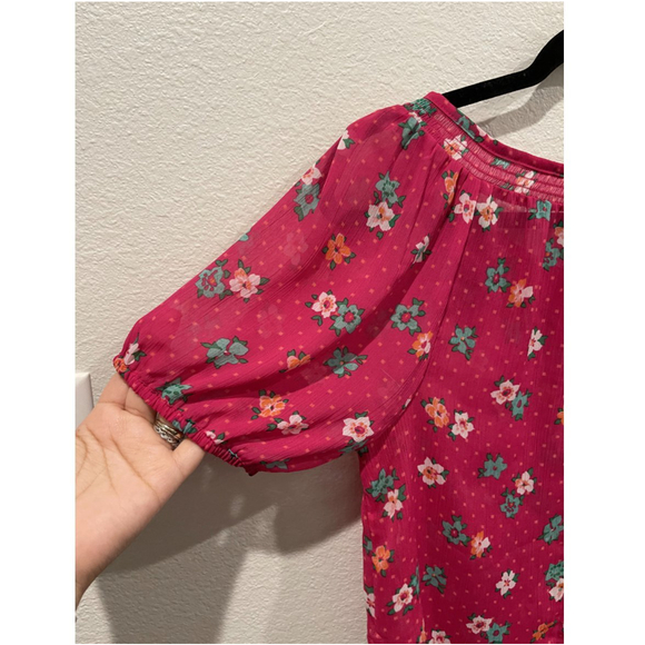 HOLLISTER Pink Floral Sheer Blouse - Picture 4 of 5